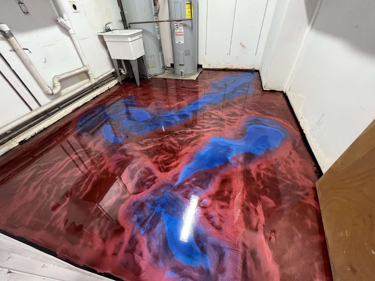 AM Hardscape red and blue metallic epoxy floor