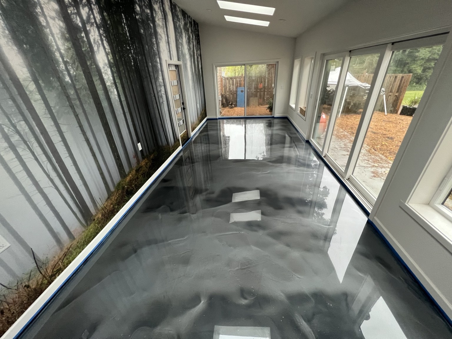 AM Hardscape silver and charcoal metallic epoxy floor